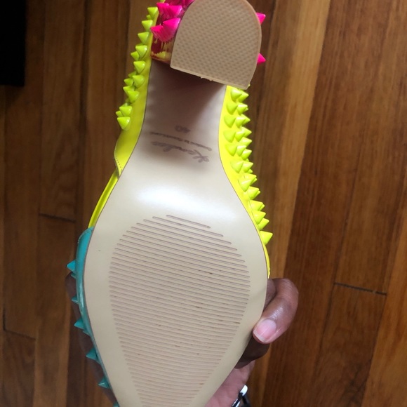 Colorblock Heels - Picture 3 of 3